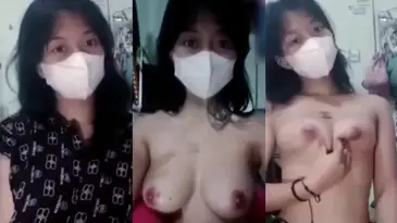 Achi Hijab Toge Pamer Susu Live Sambil Desah poster