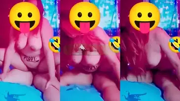 Bokep Digoyang Tante Montok di Kost poster