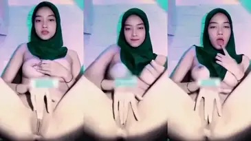 Sarah Hijab Sange Main Jari Liar Sampai Puas Total poster